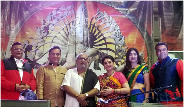 L to R: Mr. Nilesh Pathak (President, VCCI), Mr. Tushar Unadkat (CEO, MUKTA Advertising), Shree Atul Purohit, Ms. Tejal Amin (Founder, VM), Ms. Deepa Pathak and Mr. Amit Pathak (Founders, Be United)